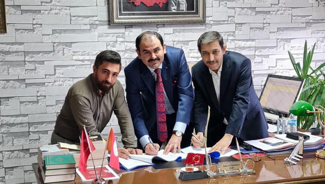 Türk Telekom Mesleki ve Teknik Anadolu Lisesi Ustalık Telafi Programı Kapsamında İş Birliği Protokolleri İmzalandı...