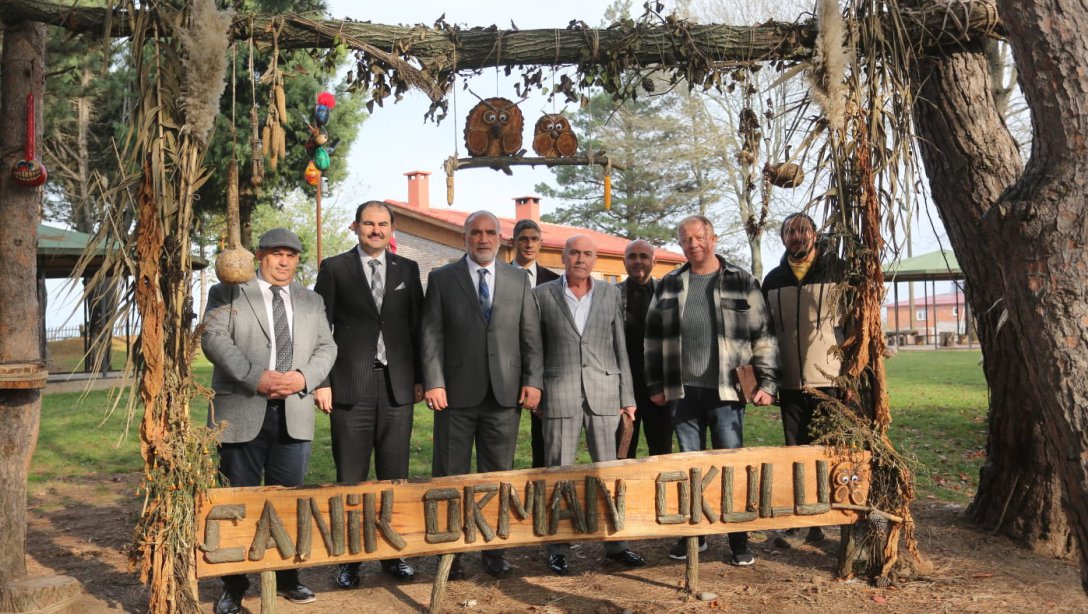 Canik Belediye Başkanımız İbrahim Sandıkçı'nın Canik Doğa ve Fen Okulu Ziyareti...